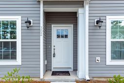 302 Twin Rivers Drive photo 4