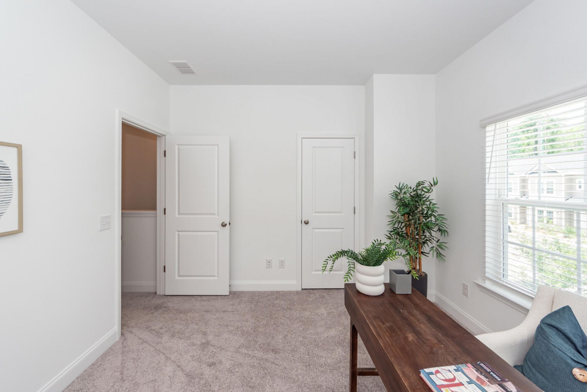302 Twin Rivers Drive Photo 28