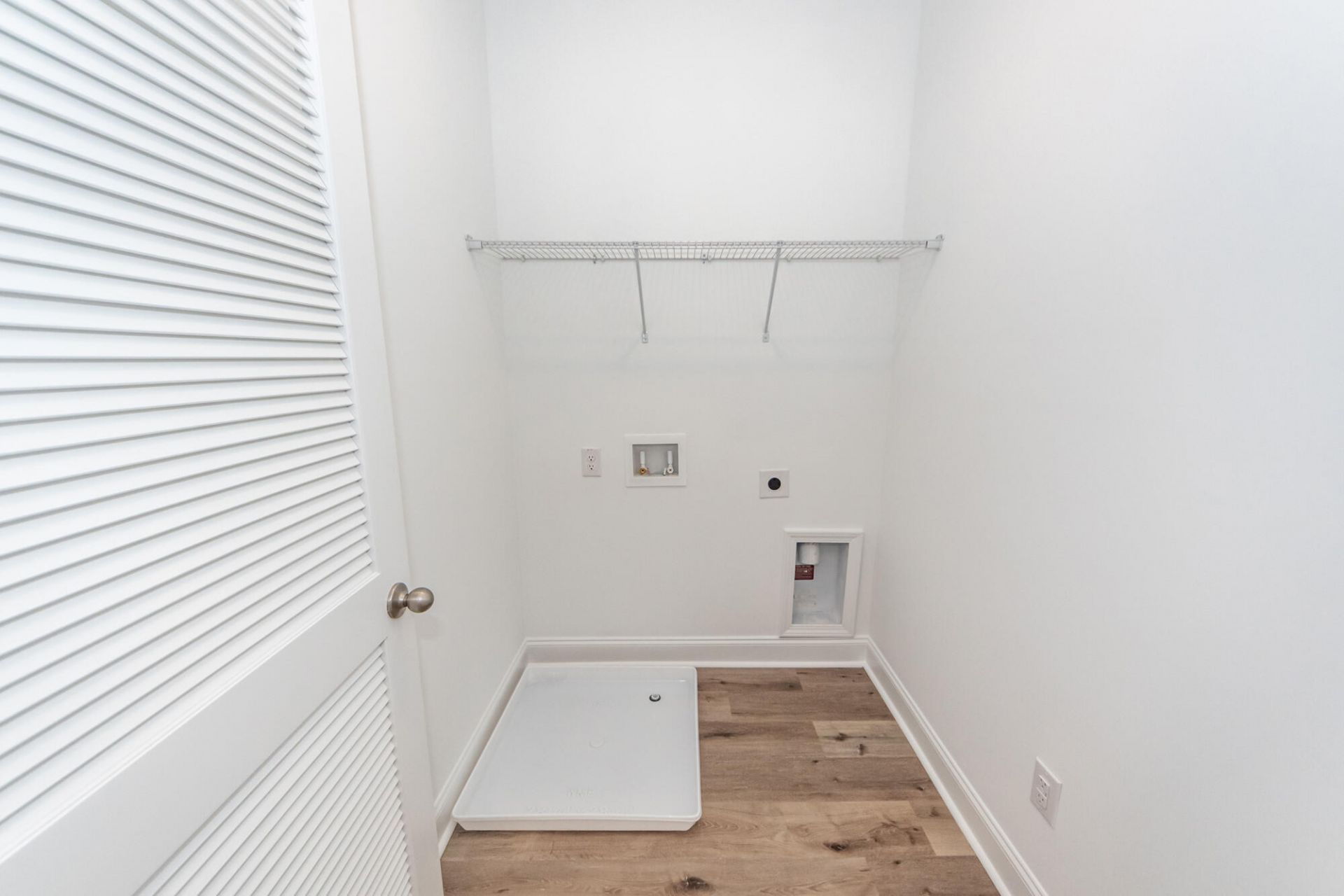 302 Twin Rivers Drive Photo 35