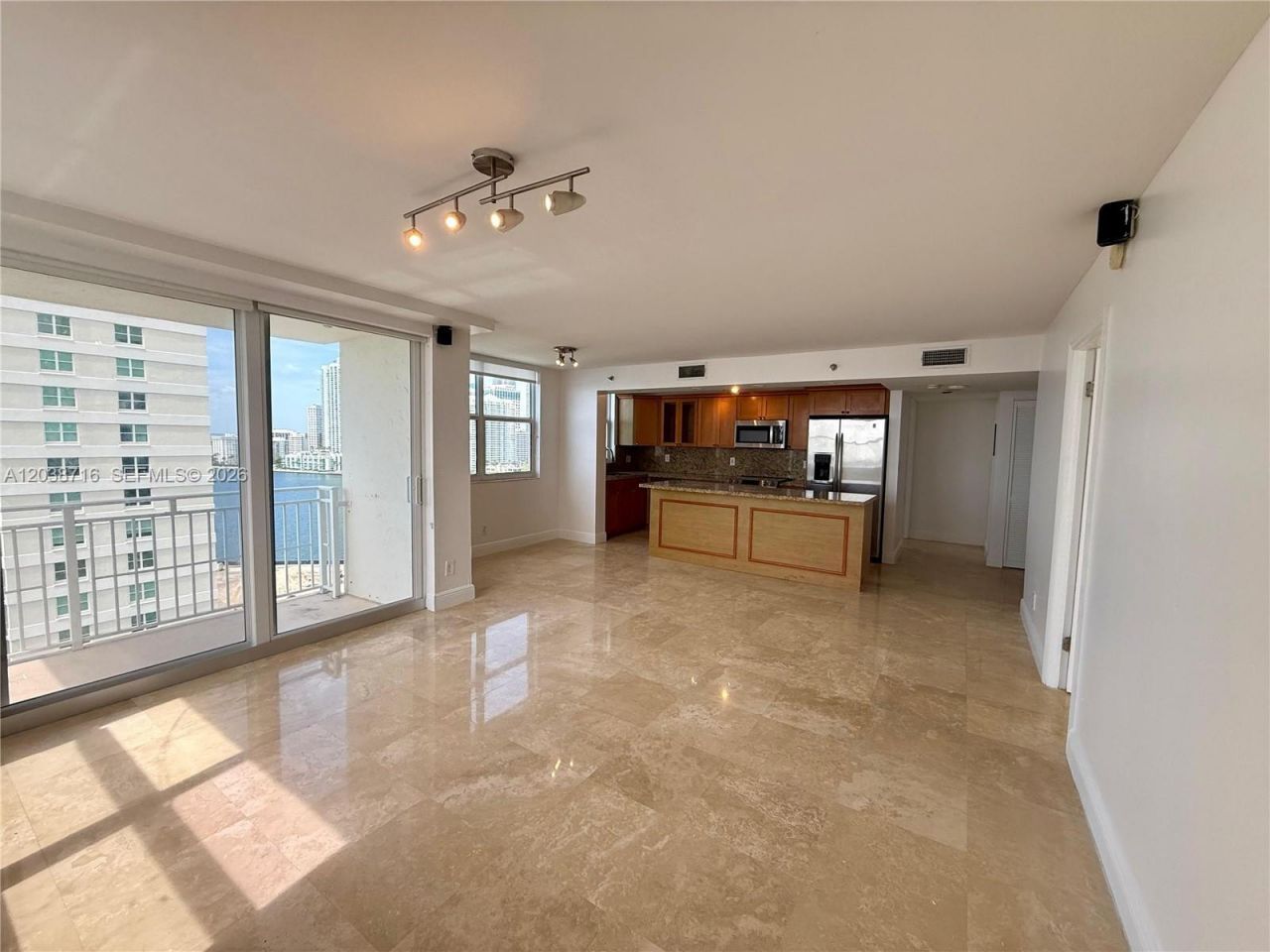 770 Claughton Island Dr, Unit 2016, Miami, FL 33131 Photo