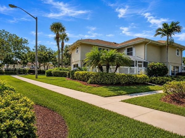 6403 Dryden Ct, Boynton Beach, FL 33436