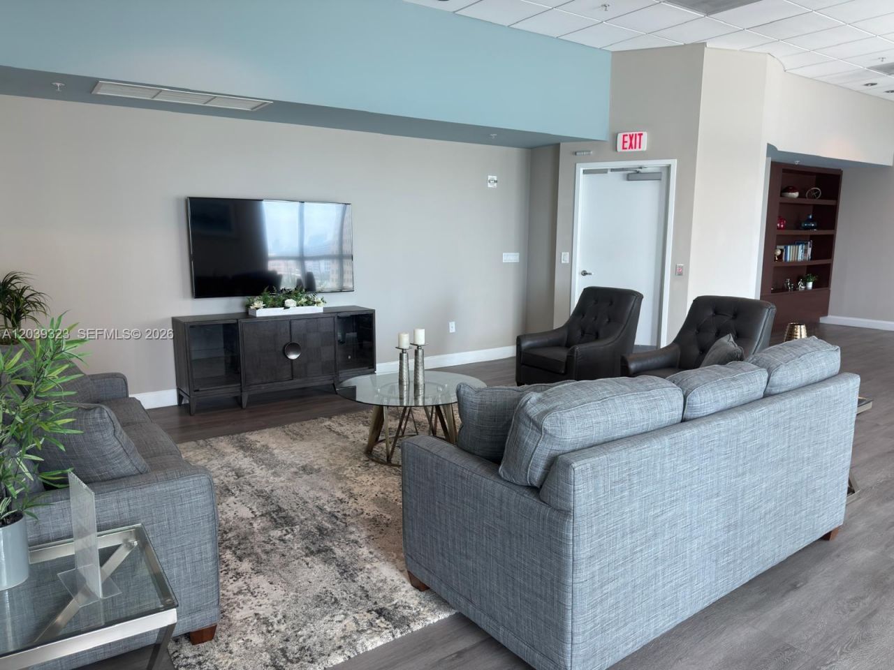 300 S Biscayne Blvd , Unit T-3703, Miami, FL 33131 Photo