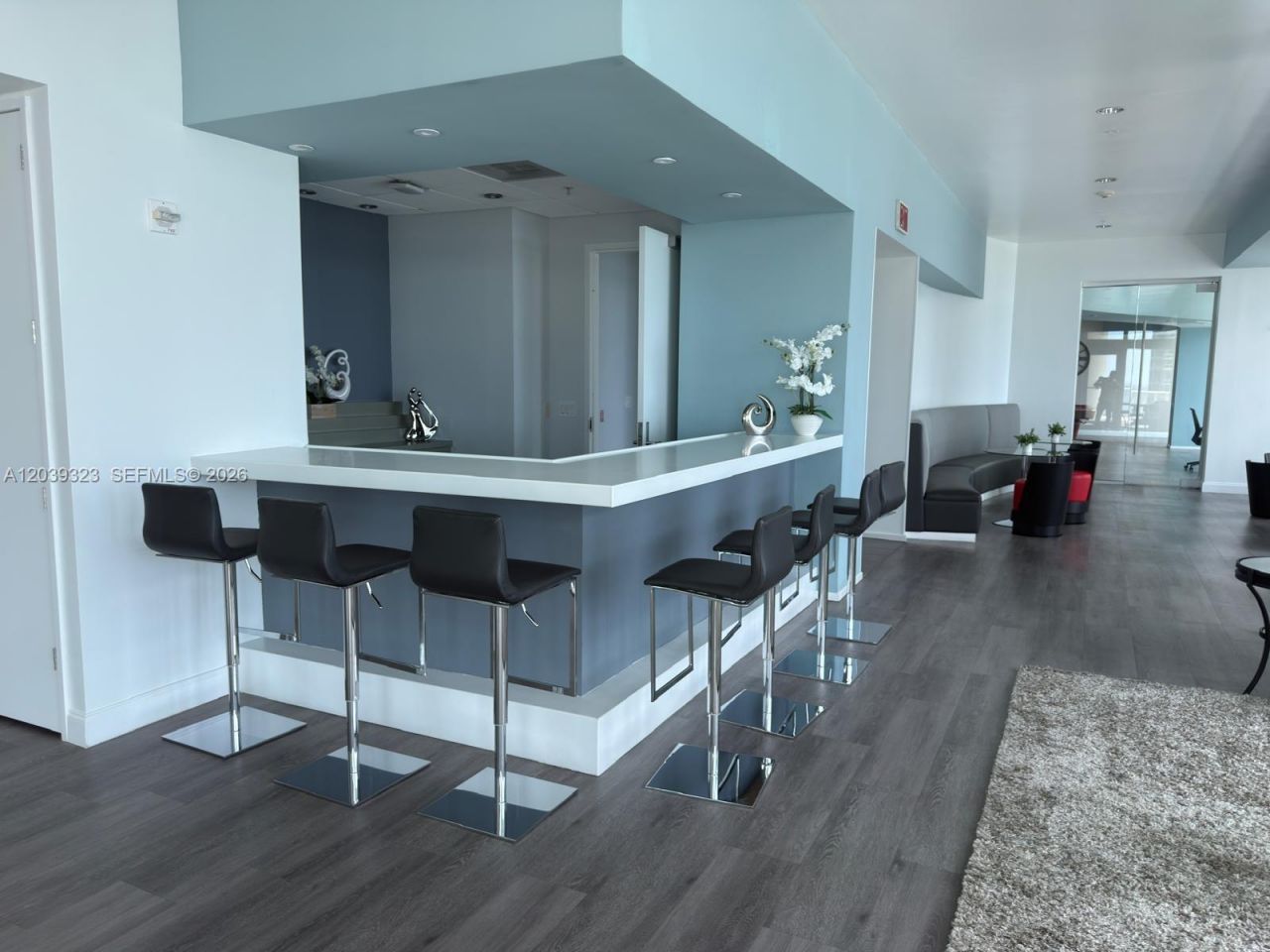 300 S Biscayne Blvd , Unit T-3703, Miami, FL 33131 Photo