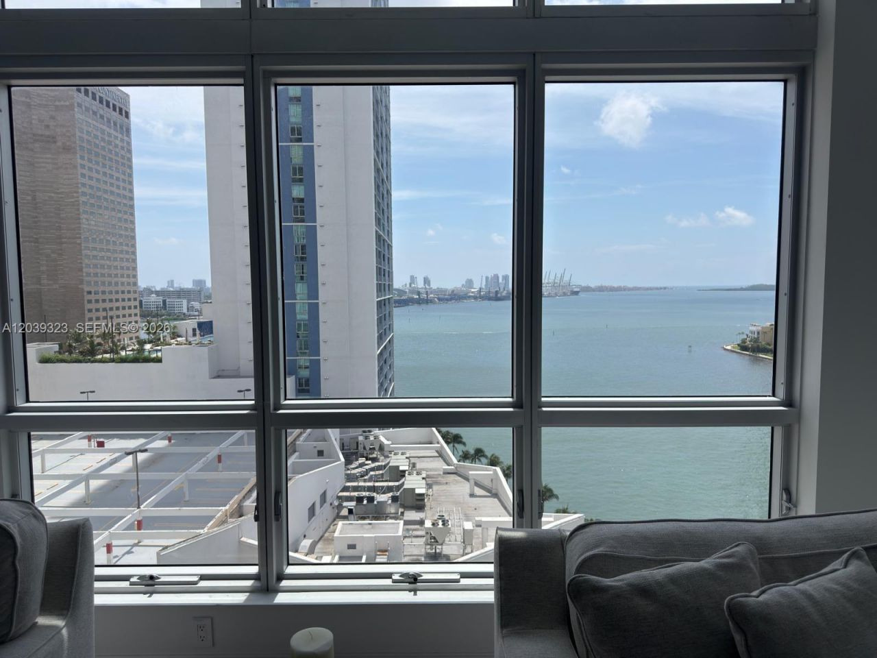 300 S Biscayne Blvd , Unit T-3703, Miami, FL 33131 Photo