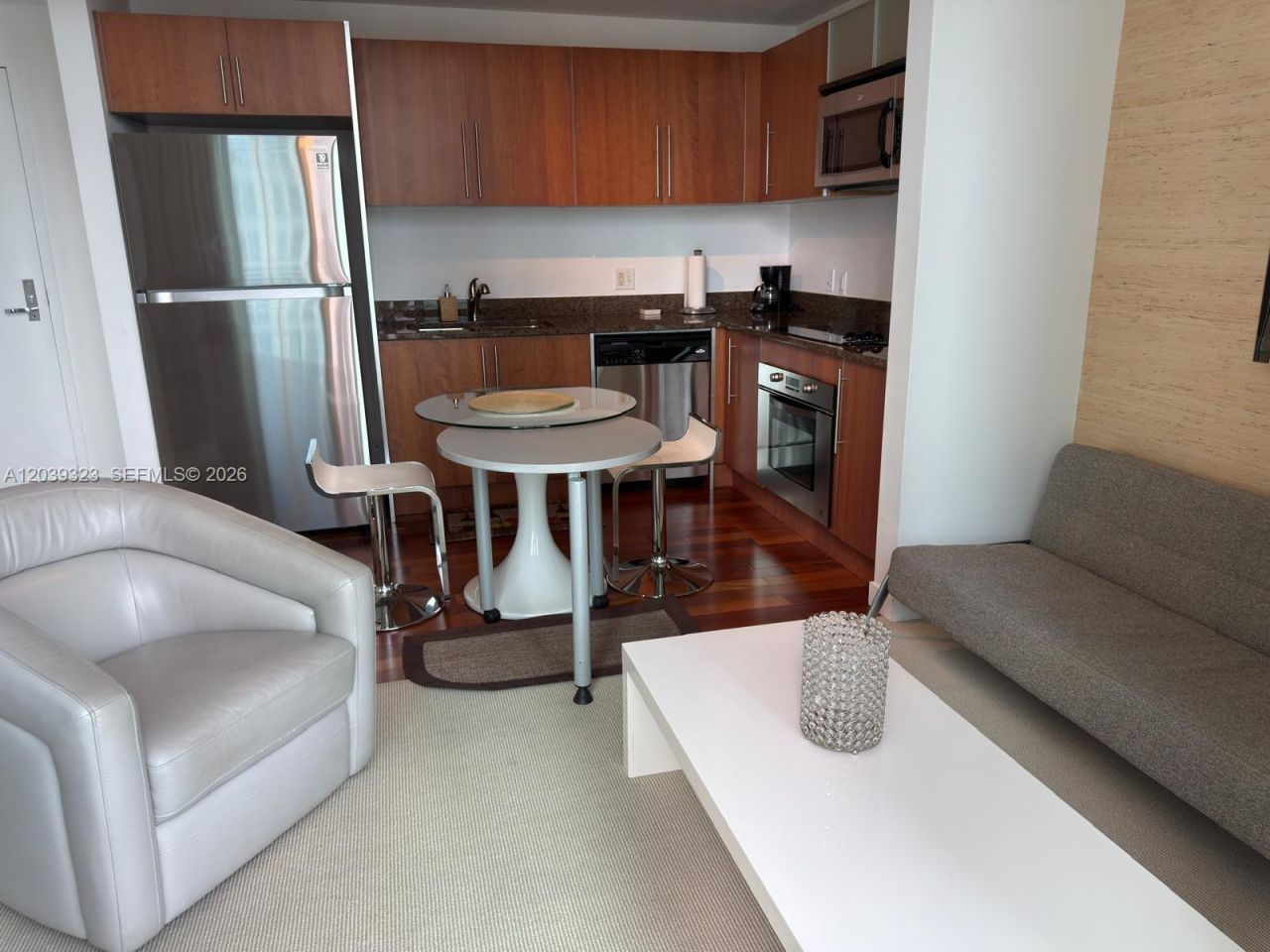 300 S Biscayne Blvd , Unit T-3703, Miami, FL 33131 Photo