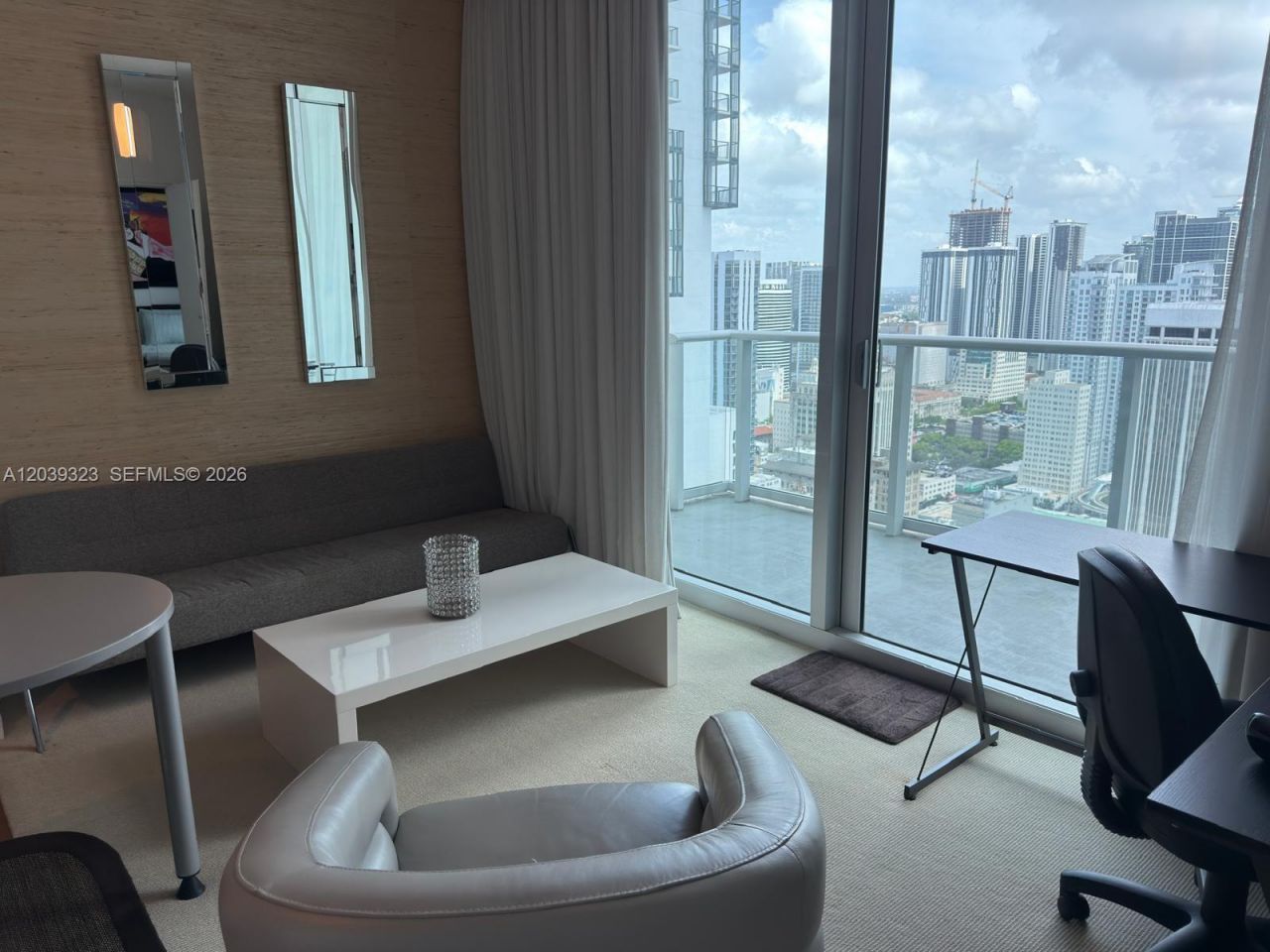 300 S Biscayne Blvd , Unit T-3703, Miami, FL 33131 Photo