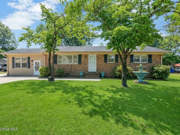 625 Western Avenue , Nashville, NC 27856