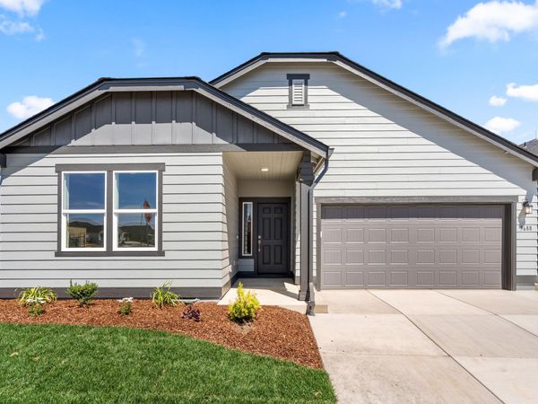 3688 Luchu Street, Medford, OR 97504