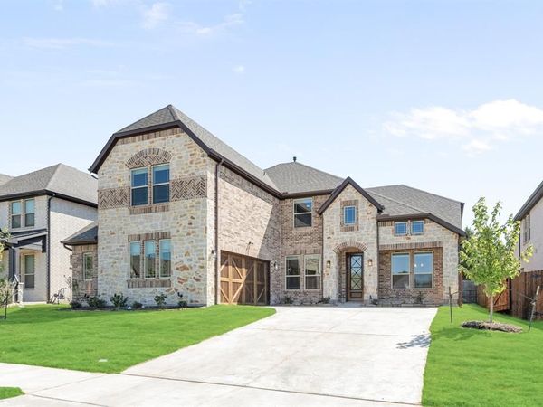 930 Cardinal Drive, Midlothian, TX 76065