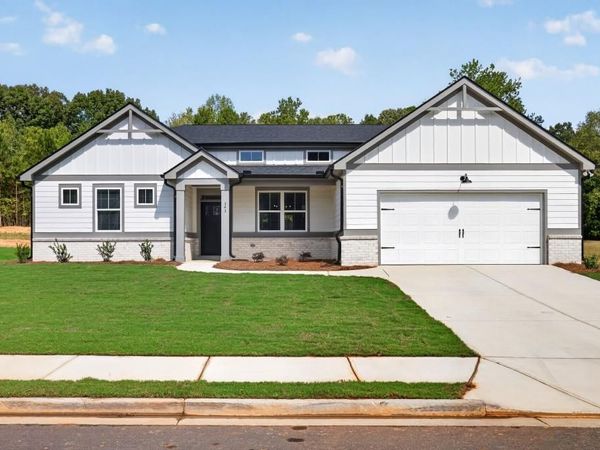 334 Flying Eagle Drive, Commerce, GA 30529