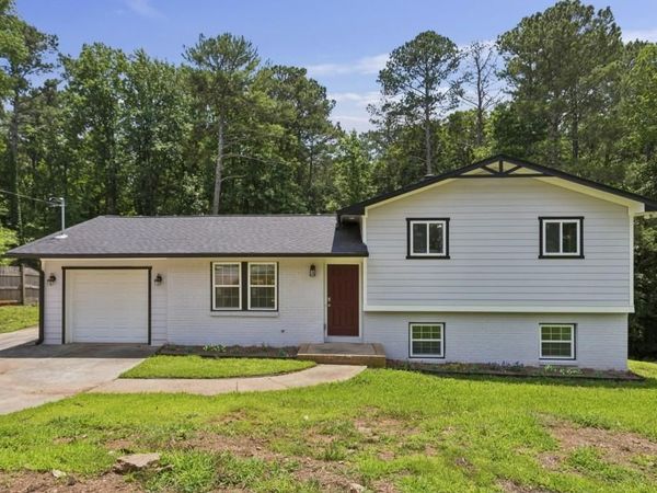 371 Pine Valley Road SW, Mableton, GA 30126
