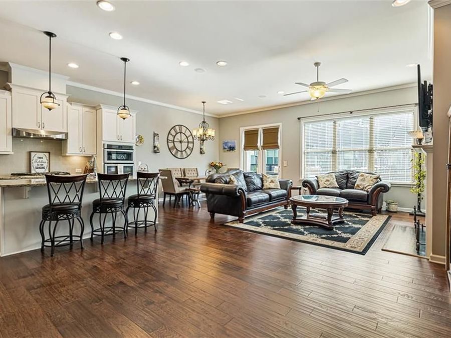 Property Image 6