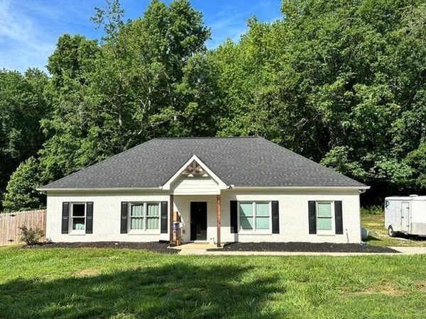 4072 Ponderosa Lane , Gainesville, GA 30506
