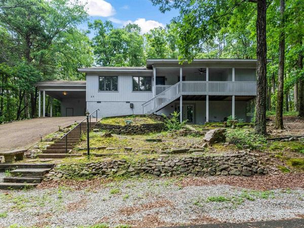 23 San Clemente Circle, Hot Springs Village, AR 71909