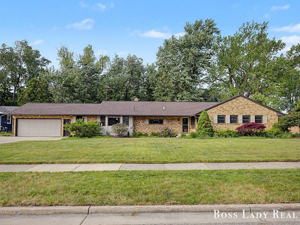 3729 Omaha Drive SW, Grandville, MI 49418