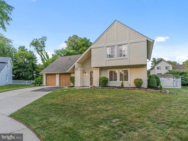4 BROWER COURT, MARLTON, NJ 08053