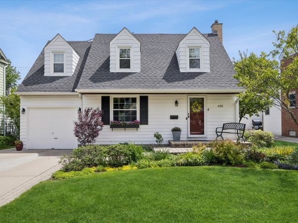 635 S Catherine Avenue , La Grange, IL 60525