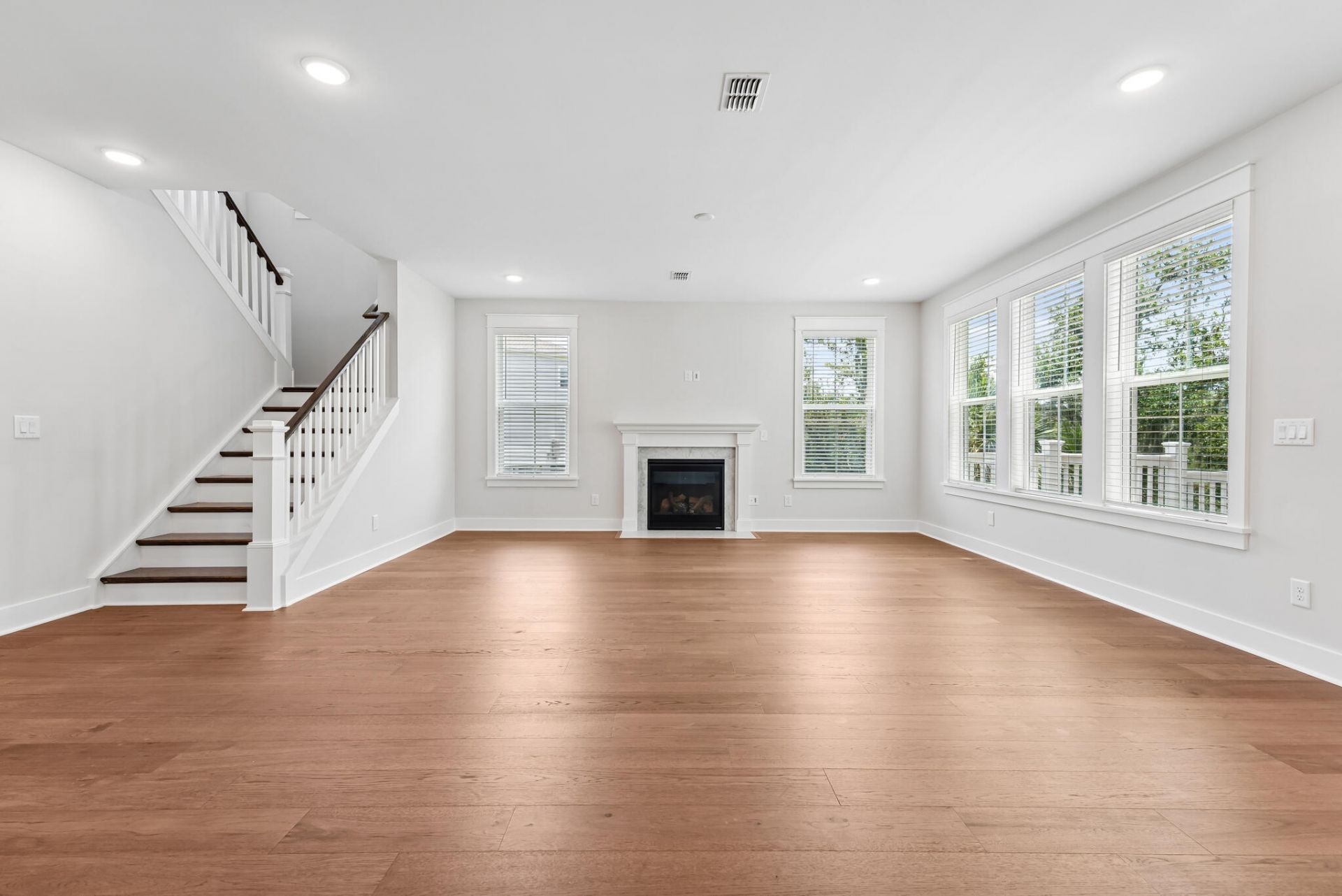 2300 Minifarm Way Photo 6