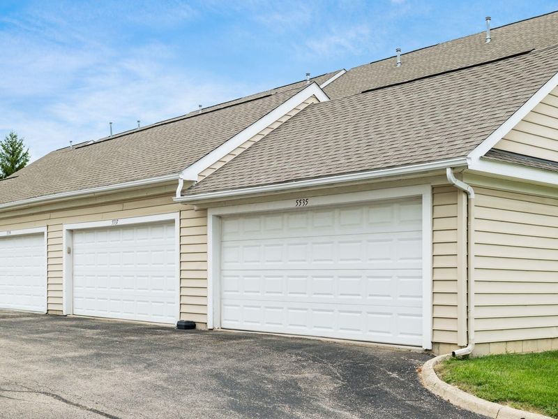 5535 Rainbow Falls Street, Unit 7, Dublin, OH 43016 Photo 2