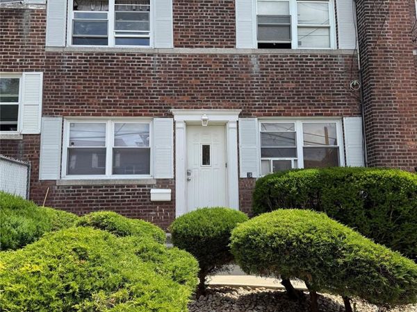 76 Dongan Avenue , Staten Island, NY 10314