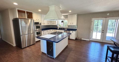 6425 Quartz Mine Rd, Mountain Ranch, CA 95246 Photo