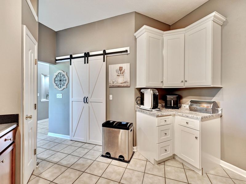 5804 Bunkers Avenue, Unit 102B, Burlington, KY 41005 Photo 7