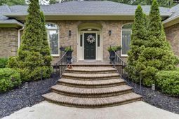 9 Ashfield Lane photo 4