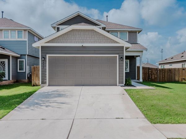 237 Driftwood LN , Bastrop, TX 78602