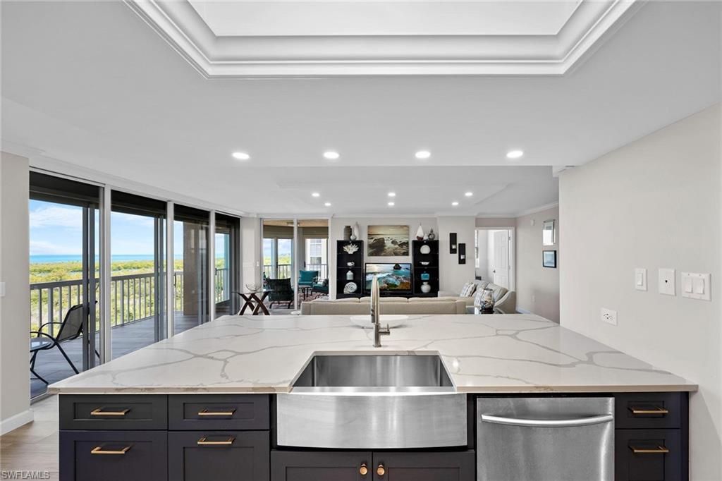 6585 Nicholas Blvd, Unit 805, Naples, FL 34108 Photo