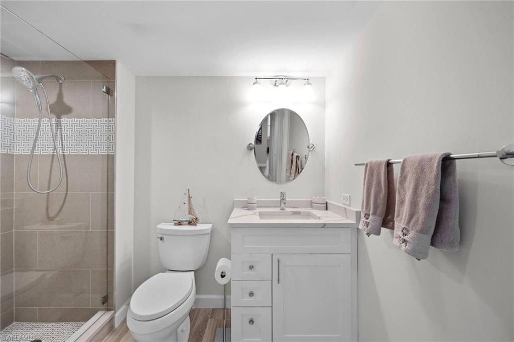 6585 Nicholas Blvd, Unit 805, Naples, FL 34108 Photo