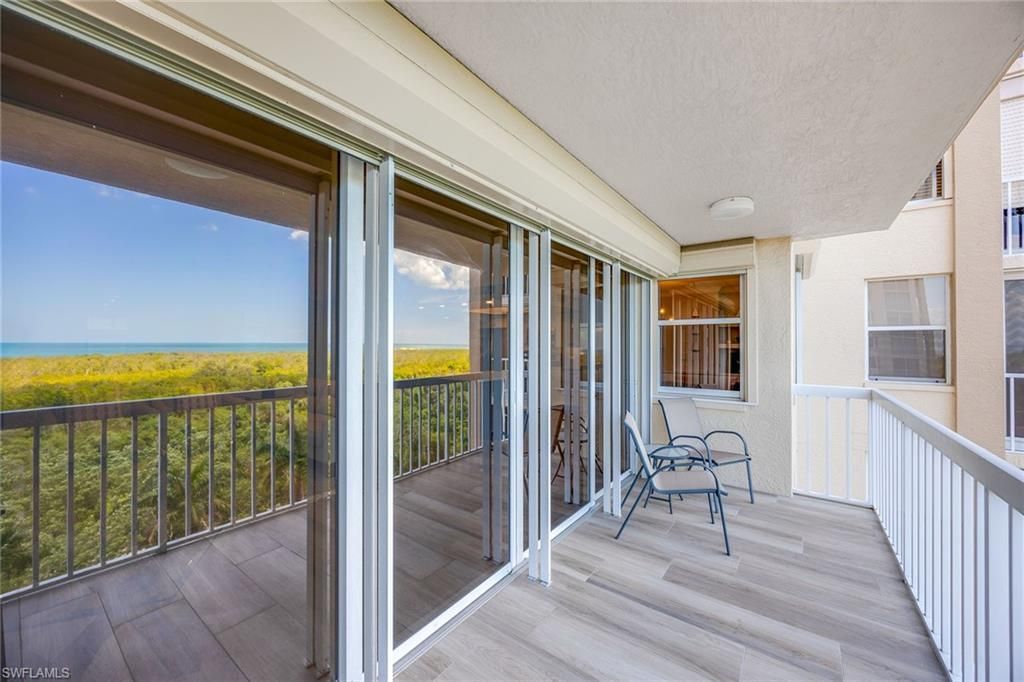 6585 Nicholas Blvd, Unit 805, Naples, FL 34108 Photo