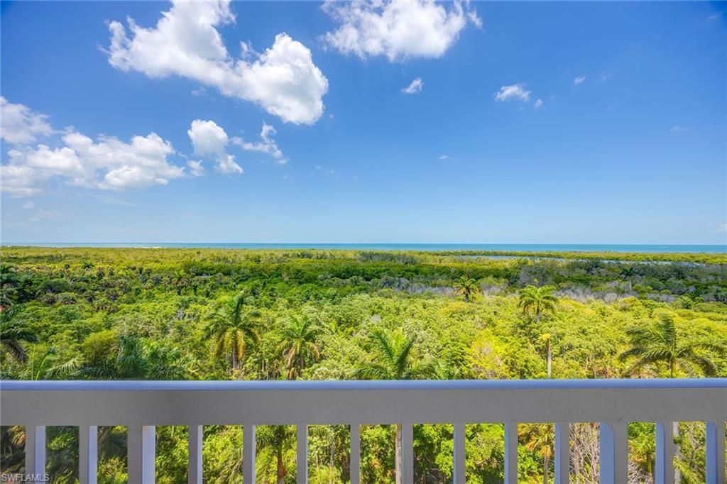 6585 Nicholas Blvd, Unit 805, Naples, FL 34108 Photo