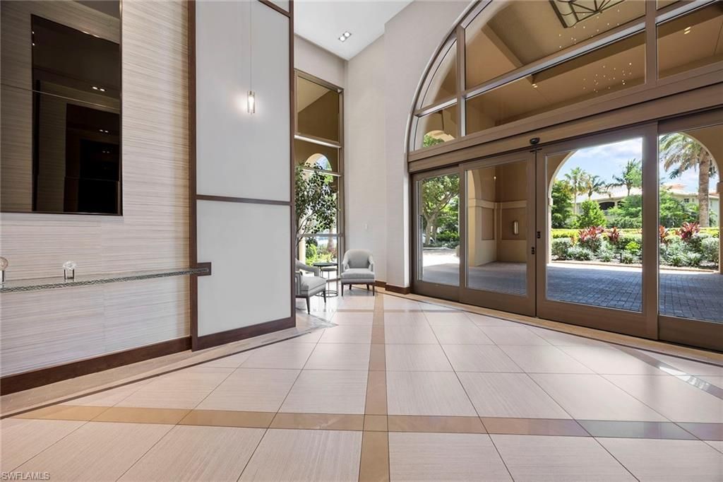 6585 Nicholas Blvd, Unit 805, Naples, FL 34108 Photo