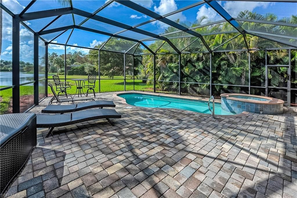 9215 Veneto Ln , Naples, FL 34113 Photo