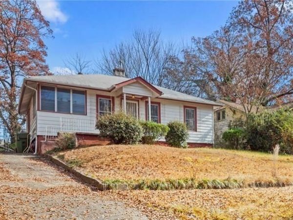 785 N Elizabeth Place NW, Atlanta, GA 30318