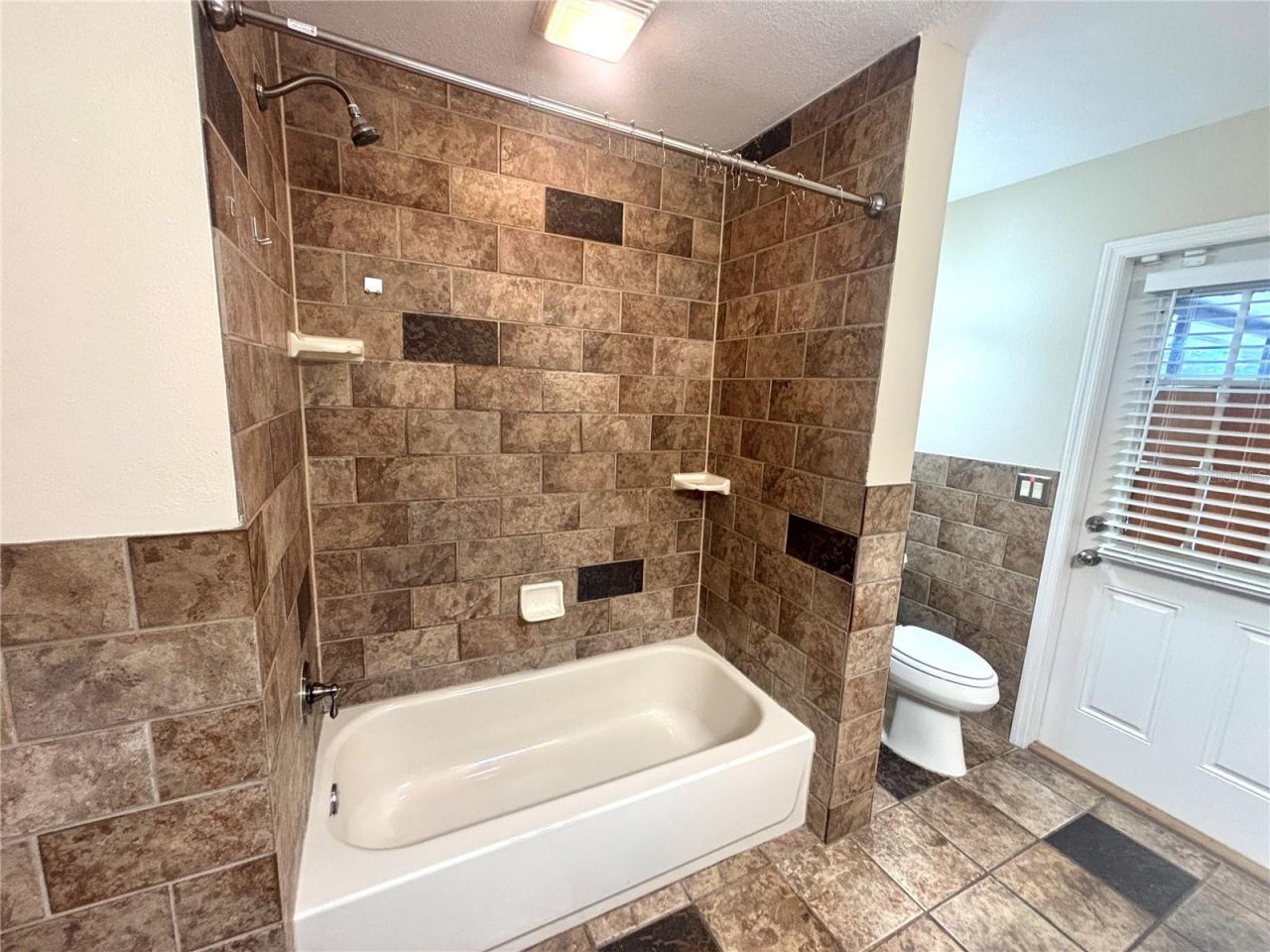 1009 Terry Drive , Altamonte Springs, FL 32714 Photo