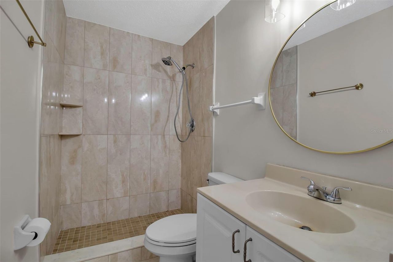 3212 Ramblewood Drive N, Unit 3212, Sarasota, FL 34237 Photo