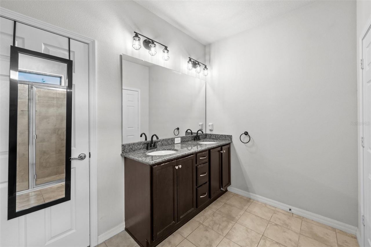2212 Landside Drive, Valrico, FL 33594 Photo