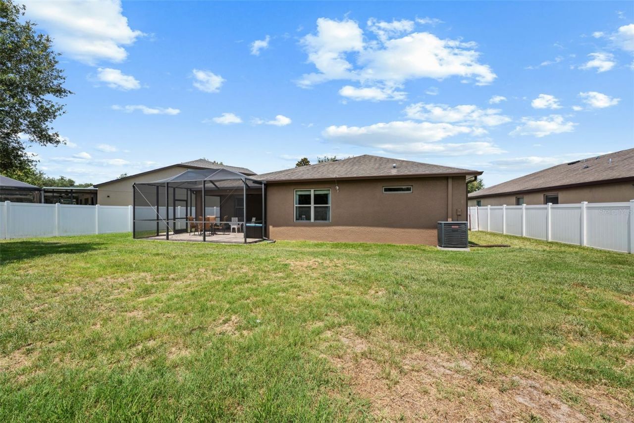 2212 Landside Drive, Valrico, FL 33594 Photo