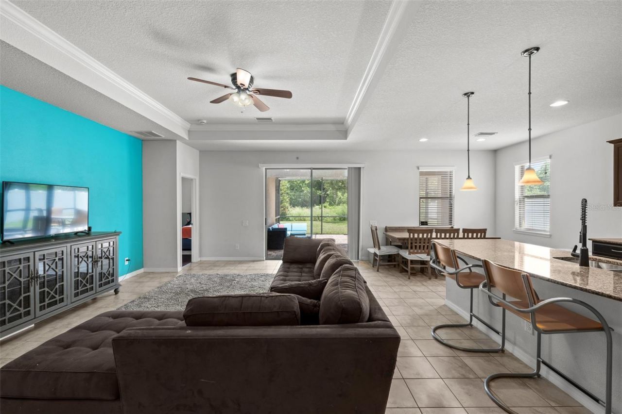 2212 Landside Drive, Valrico, FL 33594 Photo