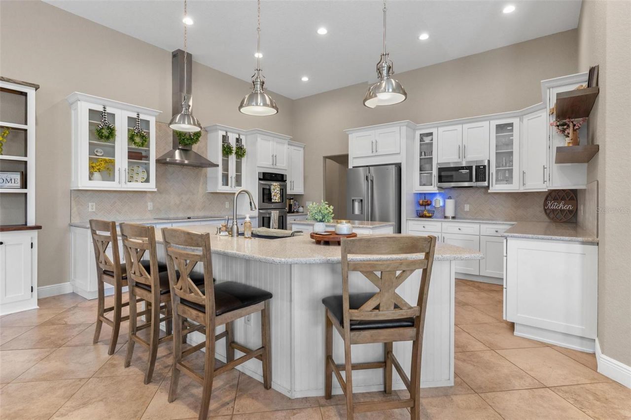 2587 NE 108th Lane, Oxford, FL 34484 Photo