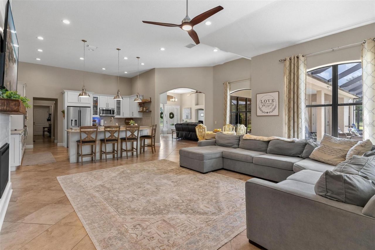 2587 NE 108th Lane, Oxford, FL 34484 Photo
