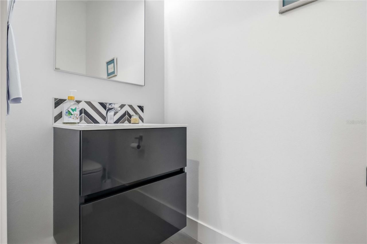 2373 Prospect Street, Sarasota, FL 34239 Photo