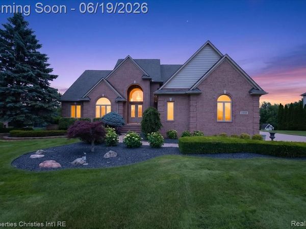 11808 Landers Drive, Plymouth Twp, MI 48170
