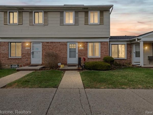 16369 Brittany Drive, Roseville, MI 48066
