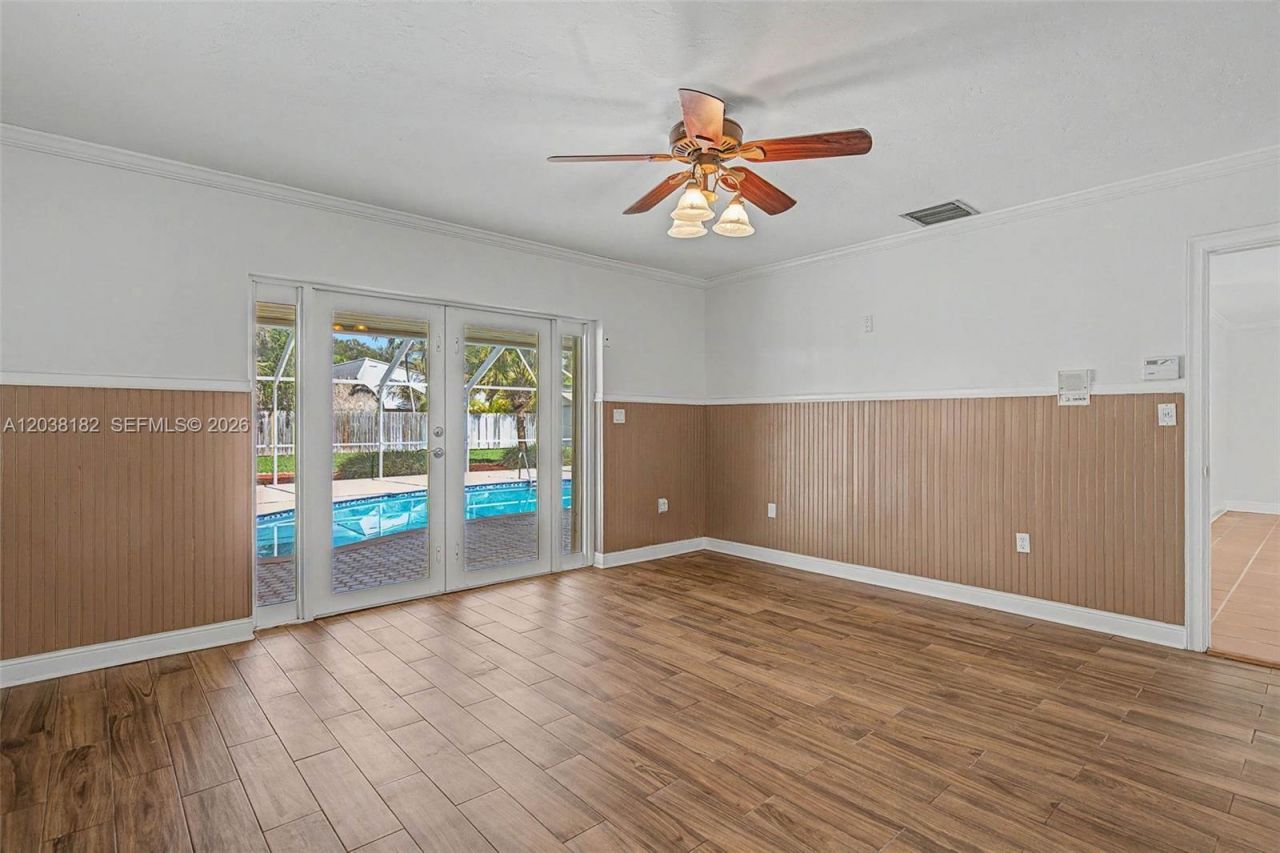 16842 SW Sw 79 Place, Palmetto Bay, FL 33157 Photo