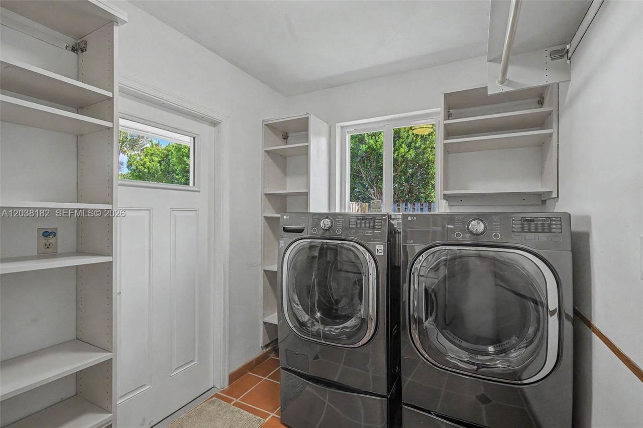 16842 SW Sw 79 Place, Palmetto Bay, FL 33157 Photo