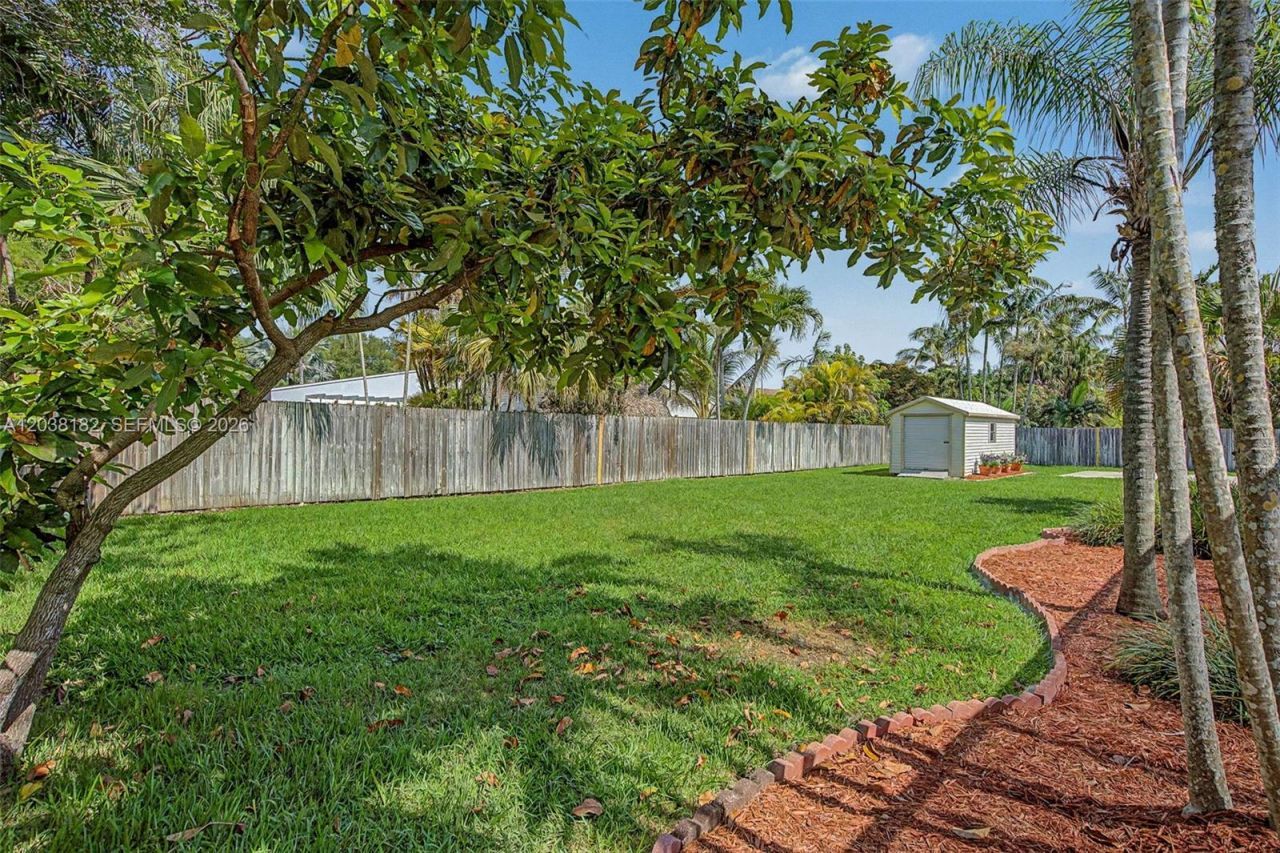 16842 SW Sw 79 Place, Palmetto Bay, FL 33157 Photo
