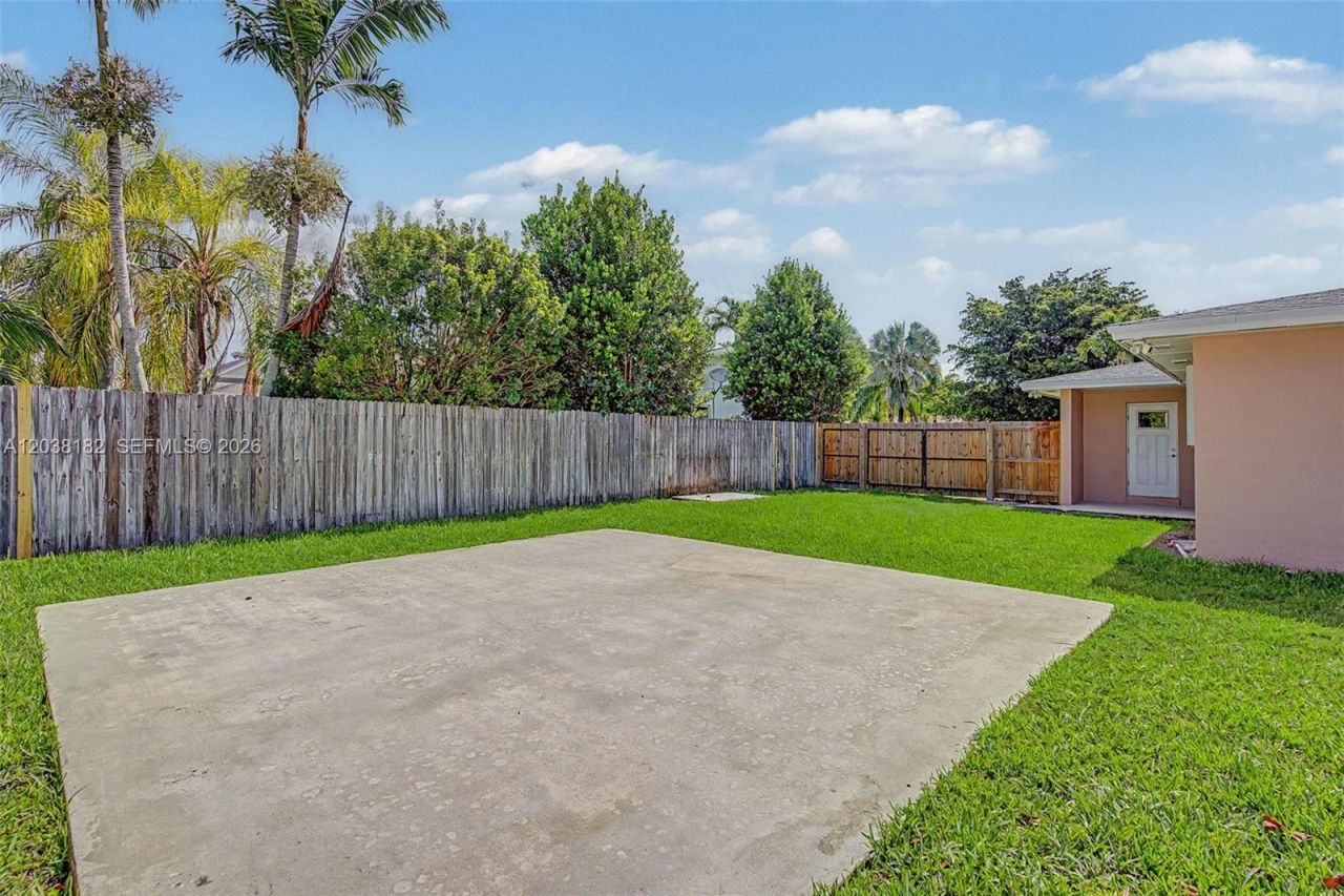 16842 SW Sw 79 Place, Palmetto Bay, FL 33157 Photo