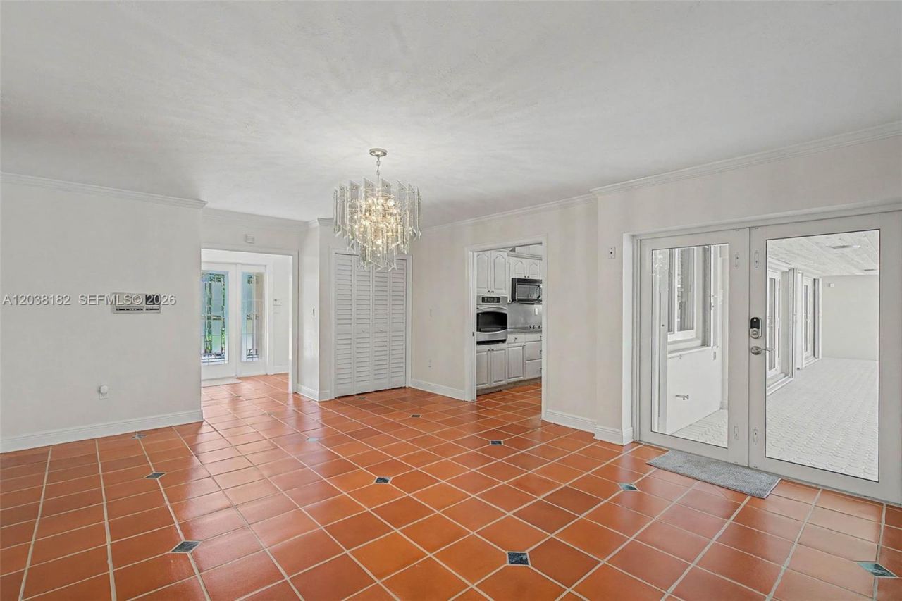 16842 SW Sw 79 Place, Palmetto Bay, FL 33157 Photo